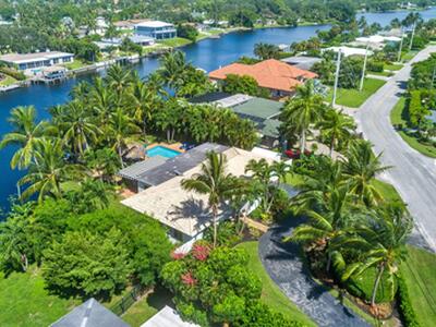 7813 Pine Tree Lane, West Palm Beach, FL 33406