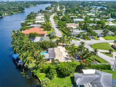 7813 Pine Tree Lane, West Palm Beach, FL 33406