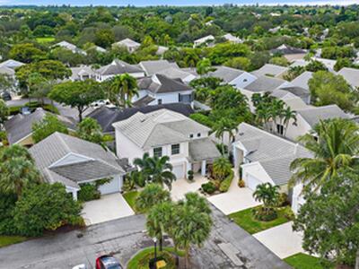 17 Commodore Place, Palm Beach Gardens, FL 33418