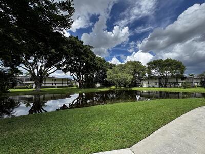 73 E Ct Court, Royal Palm Beach, FL 33411