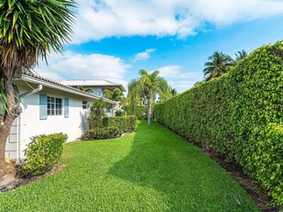 899 Barcelona Drive, Boca Raton, FL 33432