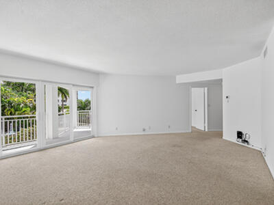 1000 Lowry Street, Delray Beach, FL 33483