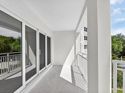 1000 Lowry Street, Delray Beach, FL 33483