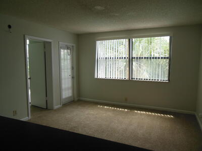 708 Executive Center Drive, West Palm Beach, FL 33401