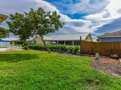 1927 NE San Carlos Calle, Jensen Beach, FL 34957