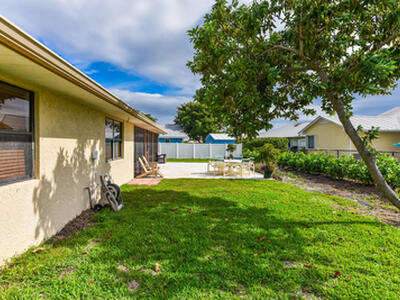 1927 NE San Carlos Calle, Jensen Beach, FL 34957