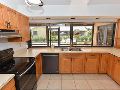 1927 NE San Carlos Calle, Jensen Beach, FL 34957