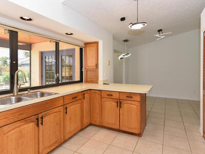 1927 NE San Carlos Calle, Jensen Beach, FL 34957