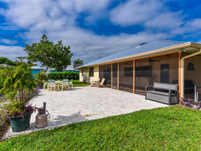 1927 NE San Carlos Calle, Jensen Beach, FL 34957