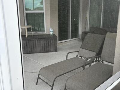 927 Augusta Pointe Drive, Palm Beach Gardens, FL 33418