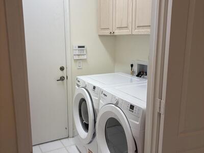 927 Augusta Pointe Drive, Palm Beach Gardens, FL 33418