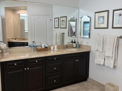 927 Augusta Pointe Drive, Palm Beach Gardens, FL 33418