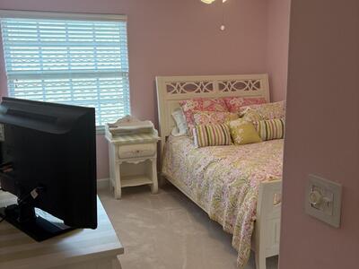 927 Augusta Pointe Drive, Palm Beach Gardens, FL 33418