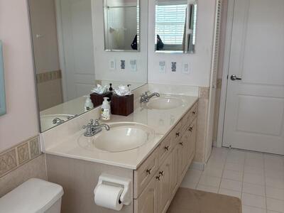 927 Augusta Pointe Drive, Palm Beach Gardens, FL 33418