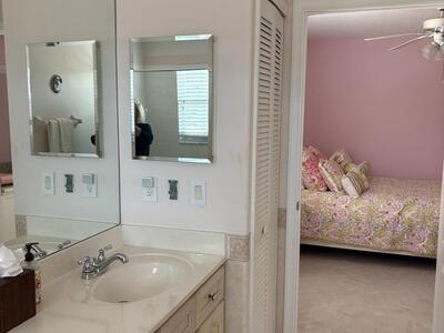 927 Augusta Pointe Drive, Palm Beach Gardens, FL 33418