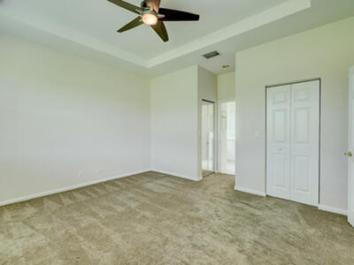 688 NW Stanford Lane, Port Saint Lucie, FL 34986