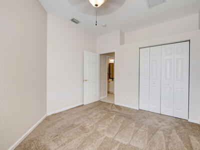 688 NW Stanford Lane, Port Saint Lucie, FL 34986