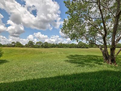 688 NW Stanford Lane, Port Saint Lucie, FL 34986