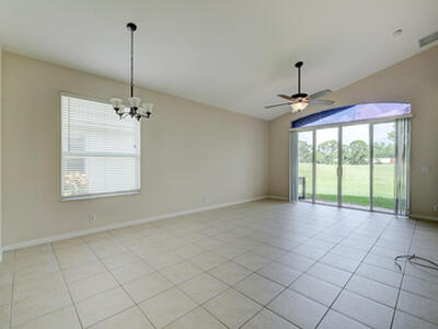 688 NW Stanford Lane, Port Saint Lucie, FL 34986