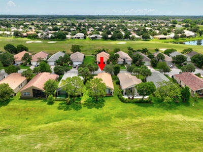 688 NW Stanford Lane, Port Saint Lucie, FL 34986