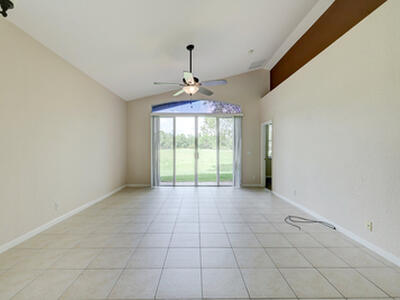 688 NW Stanford Lane, Port Saint Lucie, FL 34986