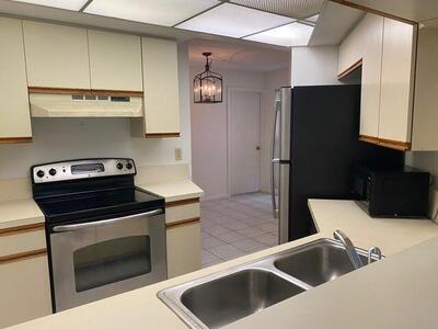 12692 Shoreline Drive, Wellington, FL 33414