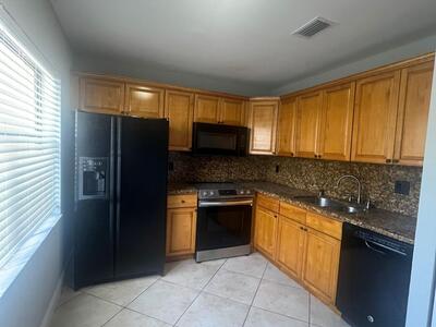 5184 Jog Lane, Delray Beach, FL 33484