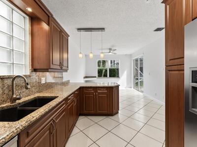 11447 NW 48th Court, Coral Springs, FL 33076