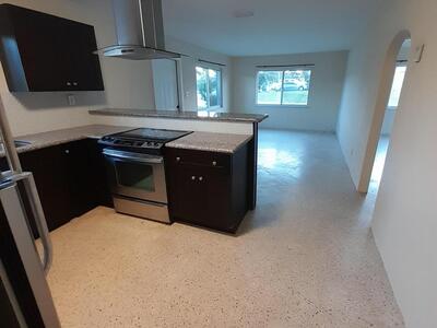 145 SW 8th Avenue, Boynton Beach, FL 33435