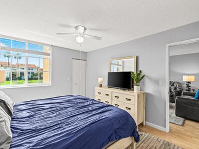 145 Yacht Club Way, Hypoluxo, FL 33462