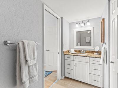 145 Yacht Club Way, Hypoluxo, FL 33462