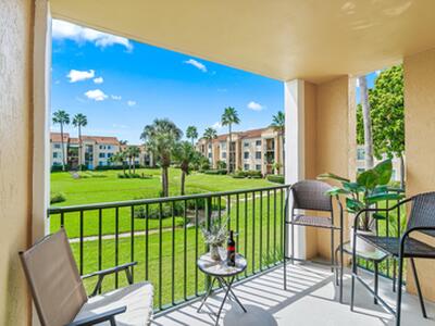 145 Yacht Club Way, Hypoluxo, FL 33462