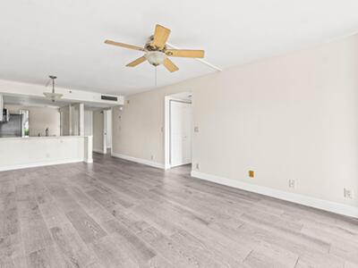 17 Royal Palm Way, Boca Raton, FL 33432