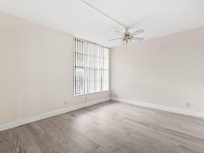 17 Royal Palm Way, Boca Raton, FL 33432