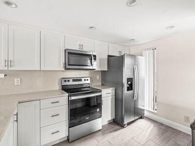 17 Royal Palm Way, Boca Raton, FL 33432