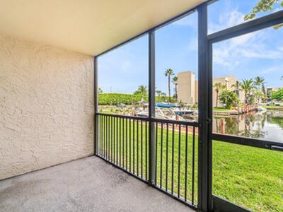 17 Royal Palm Way, Boca Raton, FL 33432