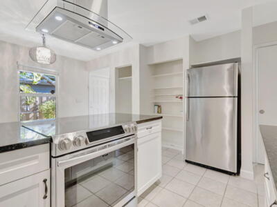 309 NE 7th Avenue, Delray Beach, FL 33483