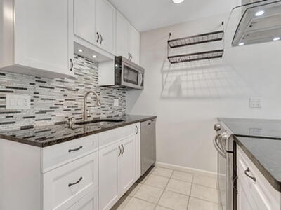 309 NE 7th Avenue, Delray Beach, FL 33483