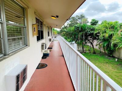 2915 Plunkett Street, Hollywood, FL 33020