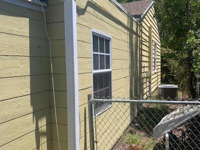 5901 Garden Avenue, West Palm Beach, FL 33405