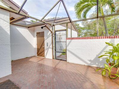 6343 W Pinehurst Circle W, Tamarac, FL 33321