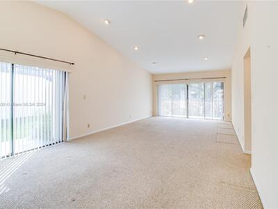 6343 W Pinehurst Circle W, Tamarac, FL 33321