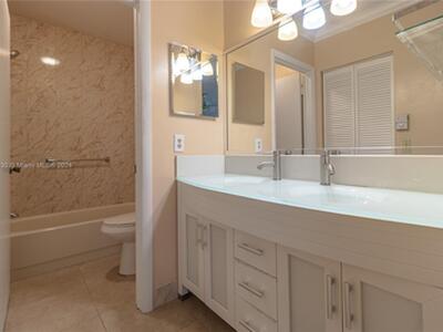 6343 W Pinehurst Circle W, Tamarac, FL 33321