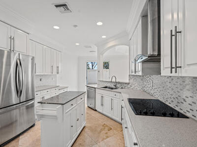 1468 Mariner Way, Hollywood, FL 33019