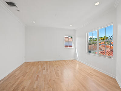 1468 Mariner Way, Hollywood, FL 33019