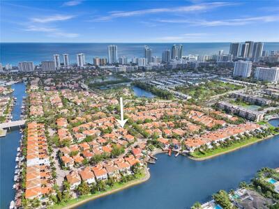 1468 Mariner Way, Hollywood, FL 33019