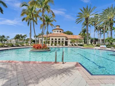 1468 Mariner Way, Hollywood, FL 33019