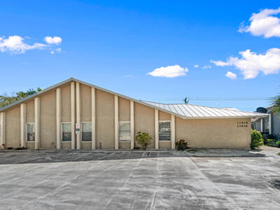 13916 Folkestone Circle, Wellington, FL 33414