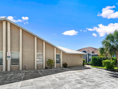 13916 Folkestone Circle, Wellington, FL 33414