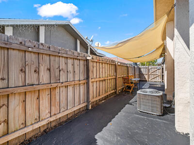 13916 Folkestone Circle, Wellington, FL 33414